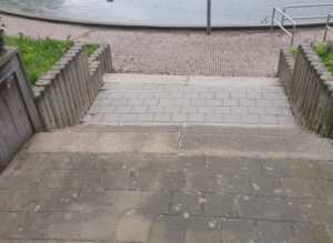 Hogedruk reiniging trapje achterdeur