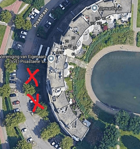 Deze parkeerplaatsen vrijhouden a.u.b.